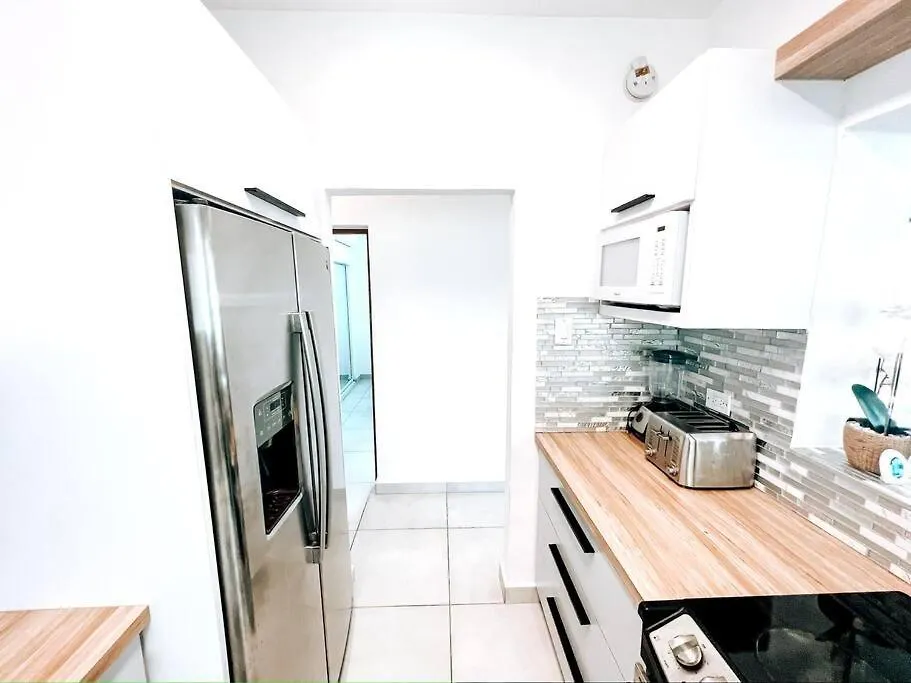 산후안 La Casona 1 Modern House Near Ocean Park 아파트