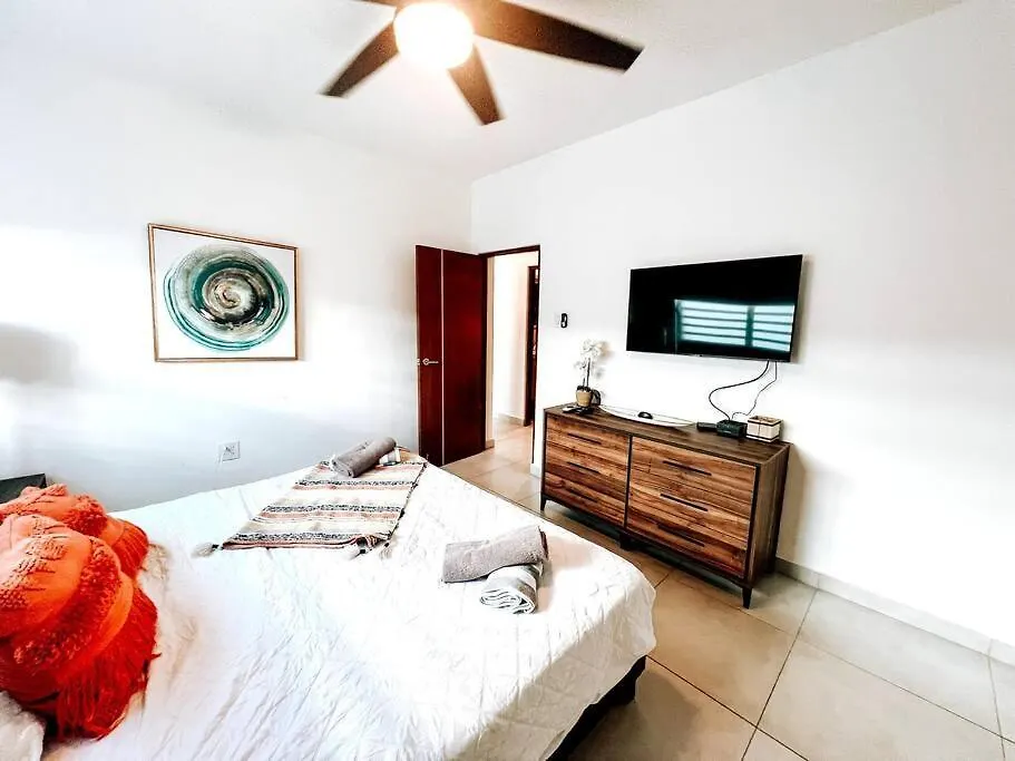 산후안 La Casona 1 Modern House Near Ocean Park 아파트