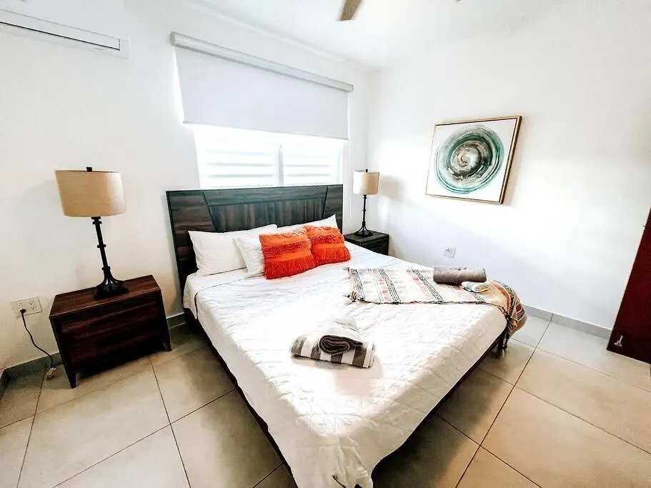 산후안 La Casona 1 Modern House Near Ocean Park 아파트
